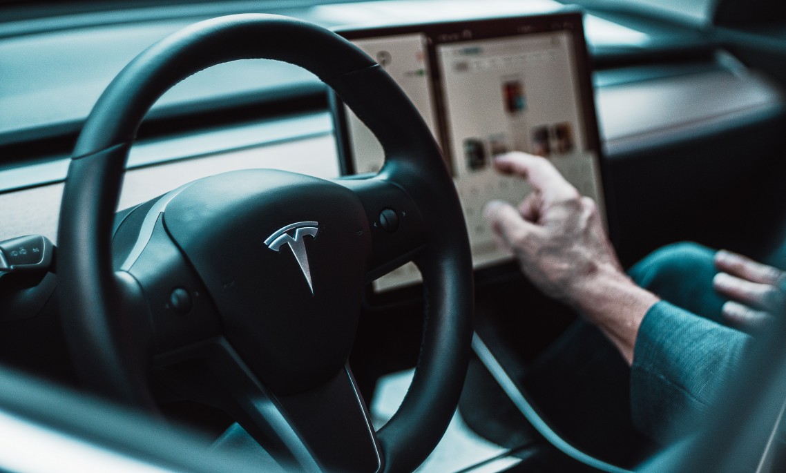 TESLA-nova vožnja do rekorda?