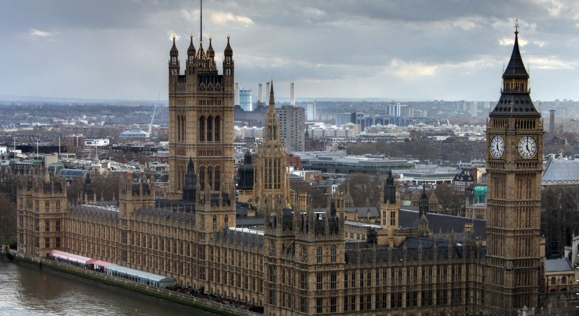 Britanski paketi pomoći vredni milijarde
