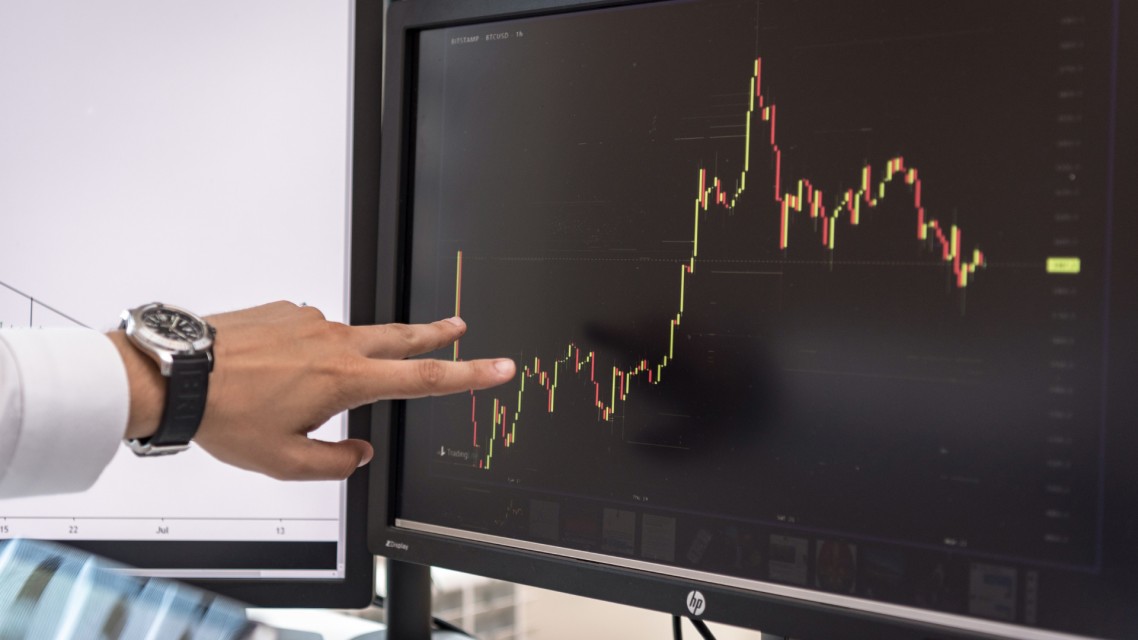 S&P500 obara rekorde, Coinbase na tržištu akcija